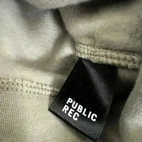 Public Rec New with Tags Luxe Fleece Cropped Hoodie Out of Office - Picture 4 of 9